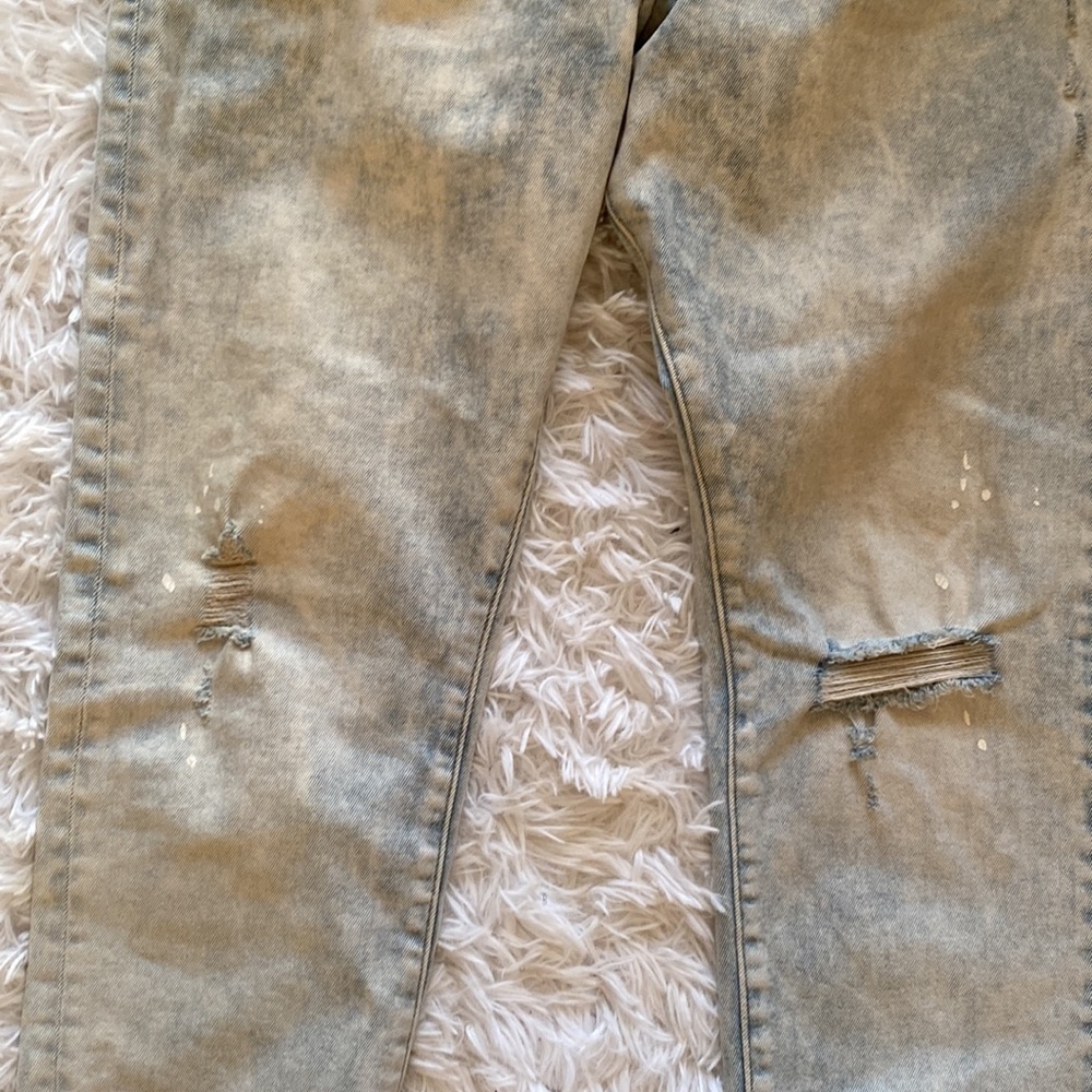 H&M Distressed Skinny Jeans - Picture 4 of 8